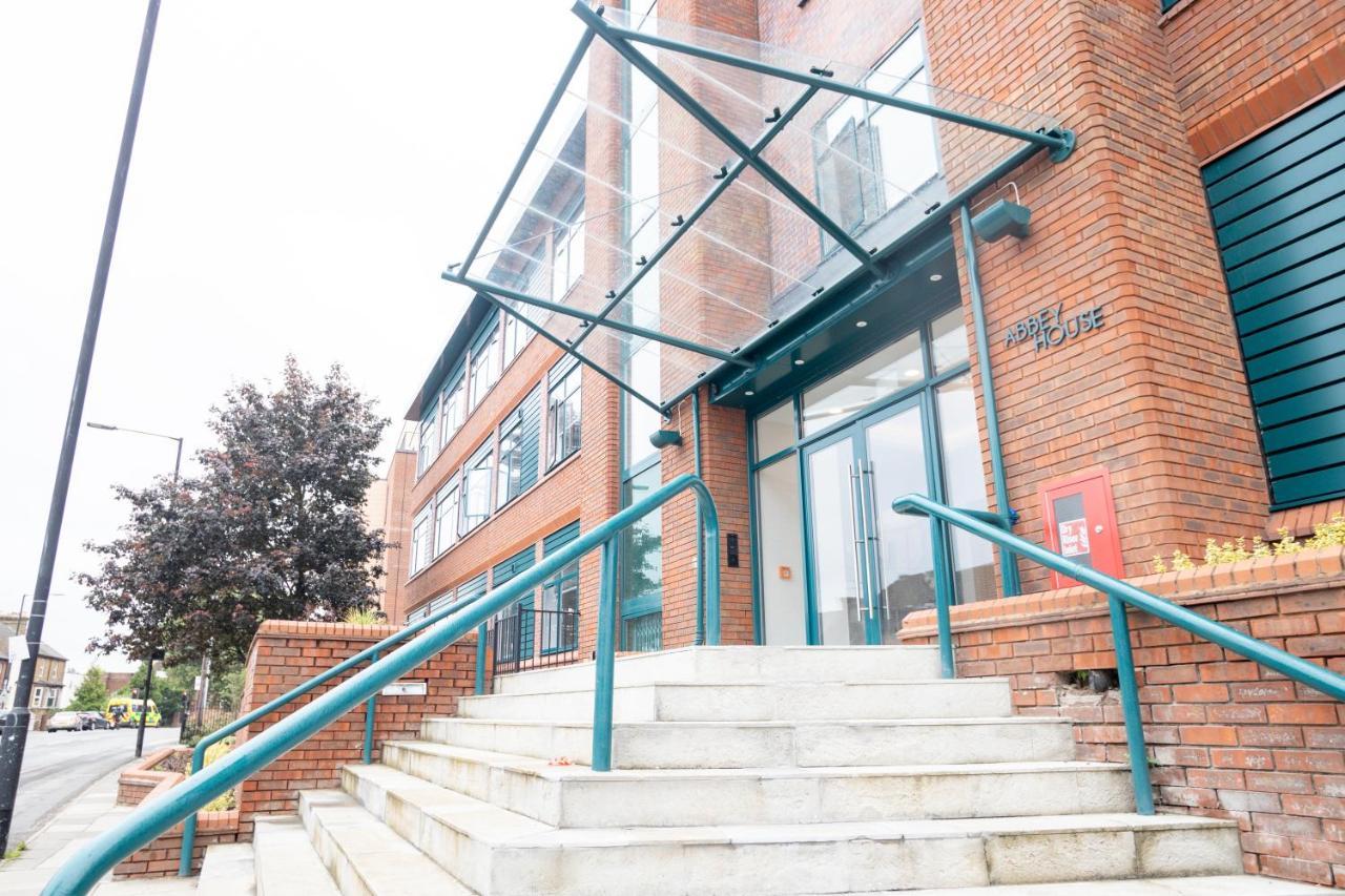 Deluxe Chic 1 2 Bed Apts Near Heathrow Legoland Windsor Slough Villa Ngoại thất bức ảnh