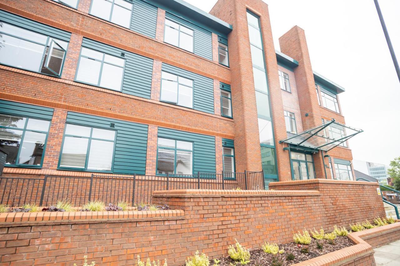 Deluxe Chic 1 2 Bed Apts Near Heathrow Legoland Windsor Slough Villa Ngoại thất bức ảnh